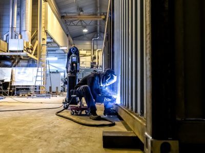 Etsimme tiimiimme levyseppähitsaajaa
