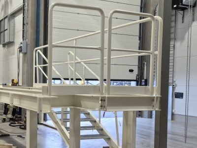 Hoitotasot, terästuet ja laiteasennukset Metsä Woodille (2026)