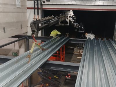 Teräsrunkojen asennuksessa suunnitelmat kohtaavat työmaan todellisuuden